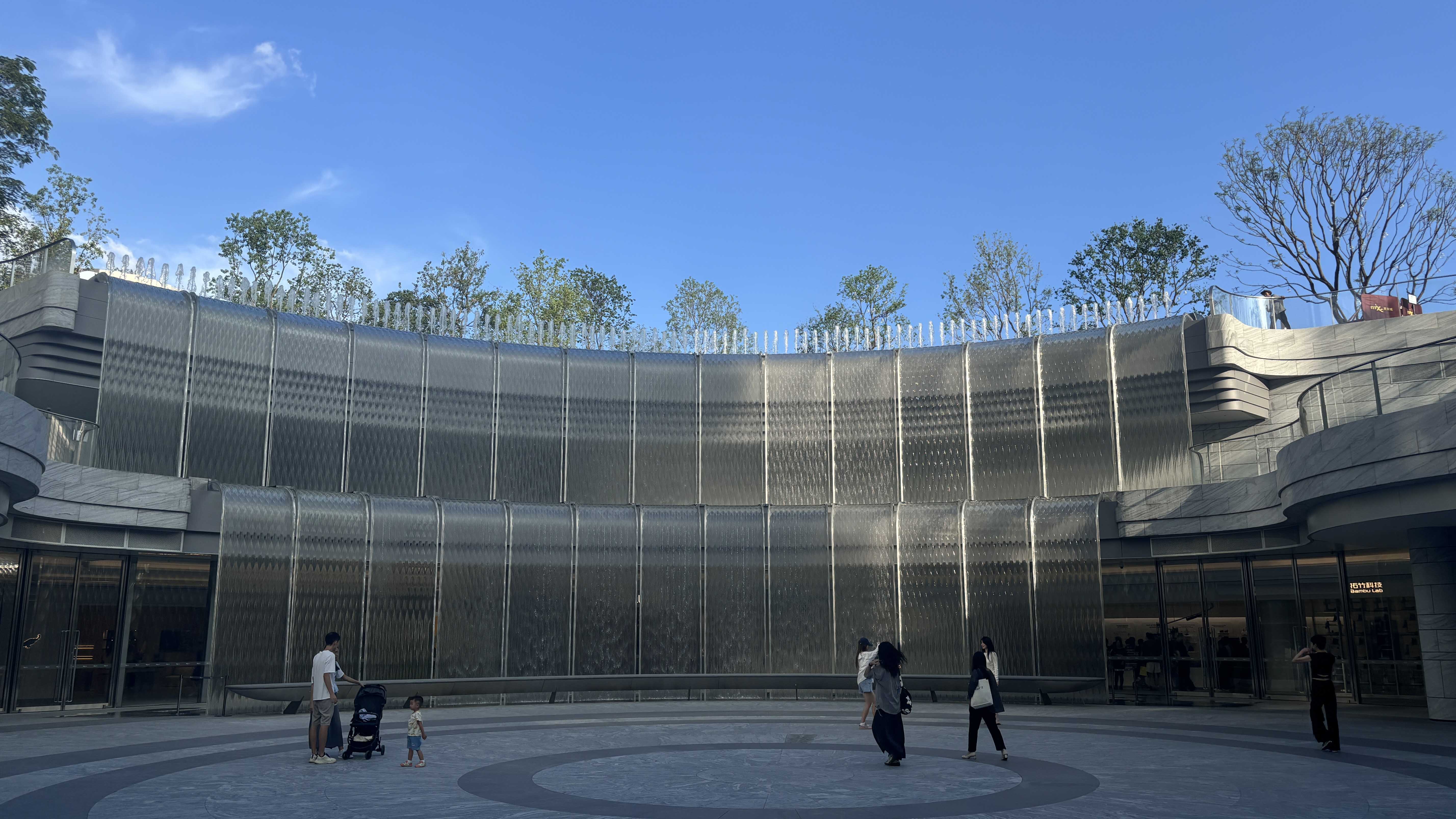 6686体育变频器：奏响深圳湾万象城音乐喷泉的“水之交响乐”！